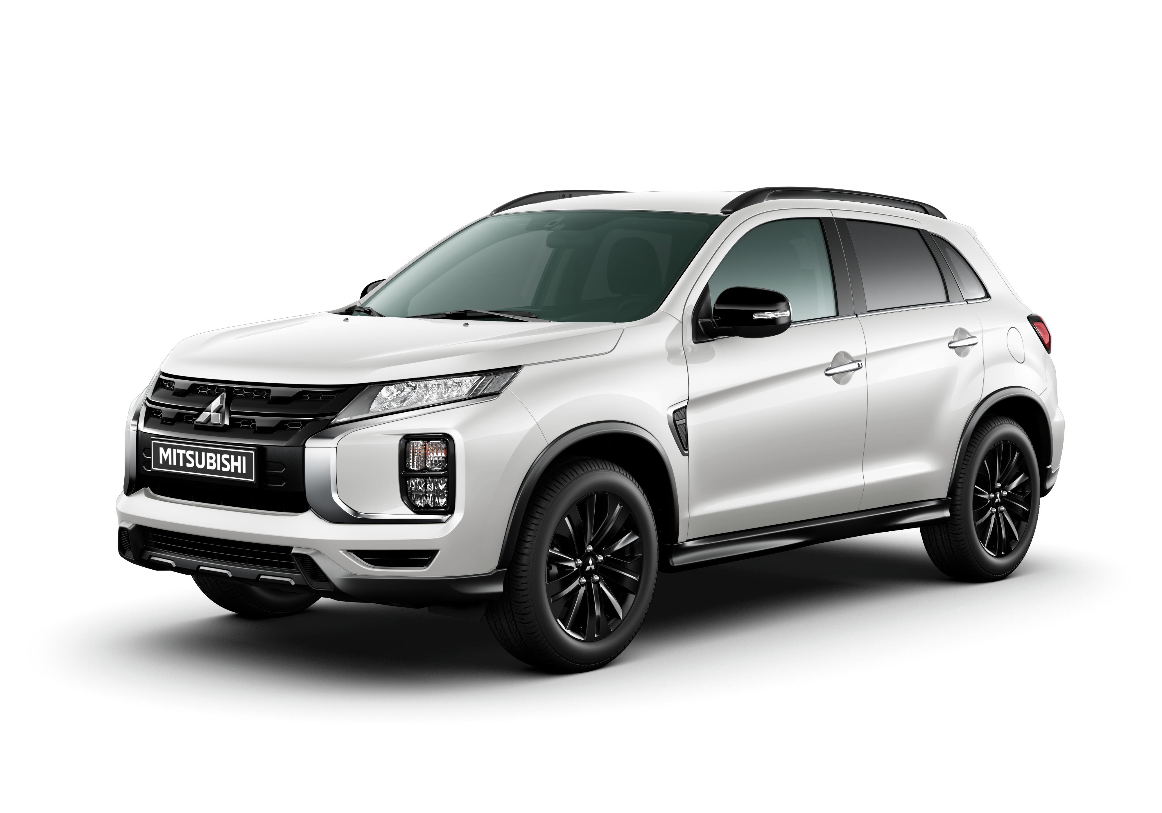 Обновлённый Mitsubishi ASX в чёрном стиле