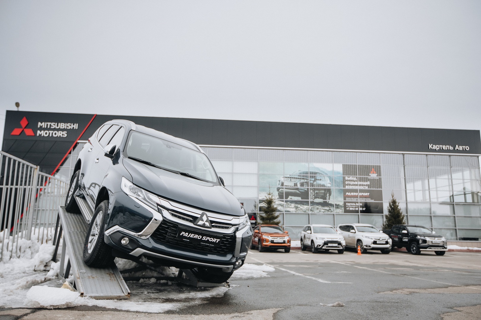 В Кемерово открылся дилерский центр Mitsubishi в новом формате